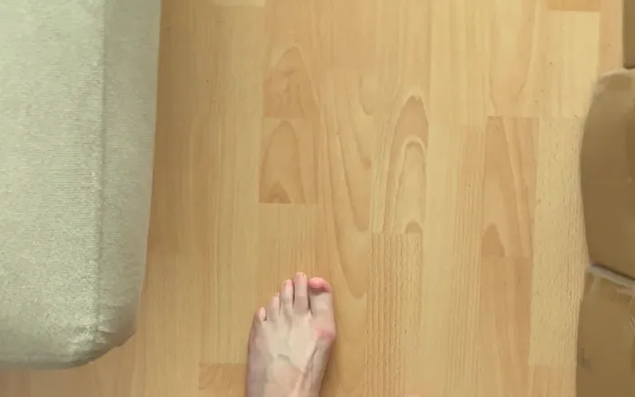 Feet: Walking Barefoot