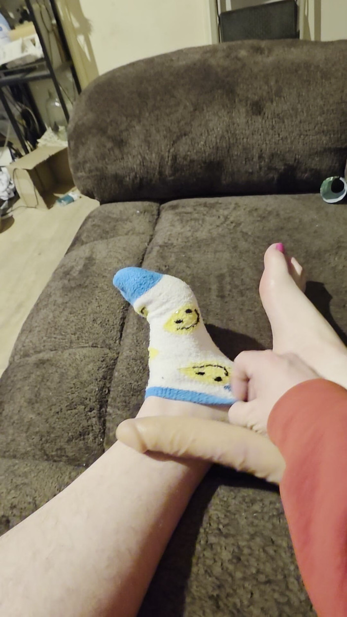 Little Donovan: My Feet Intro