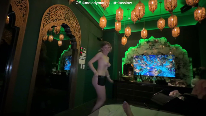 Melody Marks: Nous avons tellement aimé le sauna japonais que nous en...