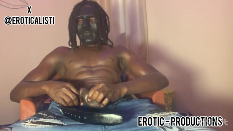 Eroticalistic: 私の忠誠心に匹敵する男が必要です