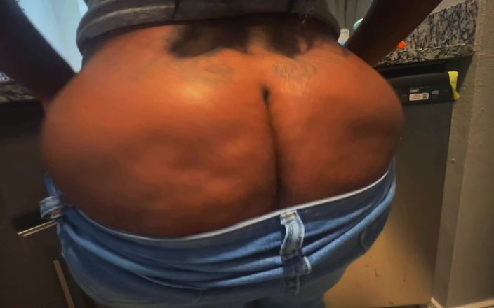 Dirty Diana Fetishes: Grote in spijkerbroekfetisj