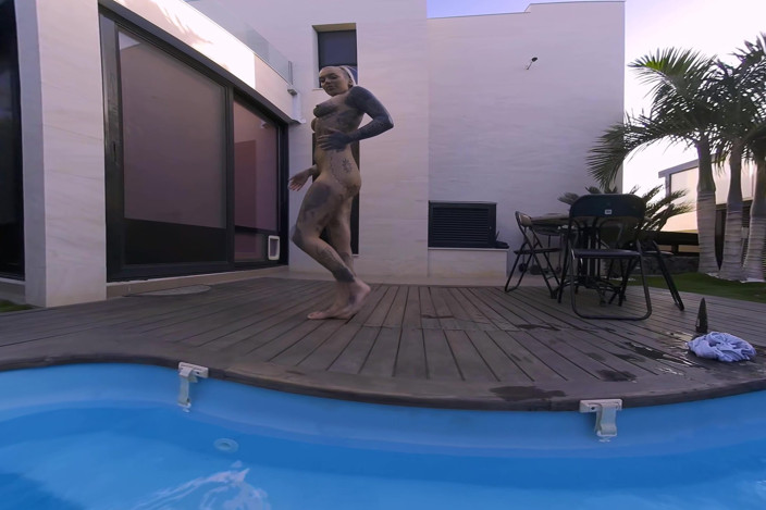 Stripz VR: Seins crémeux