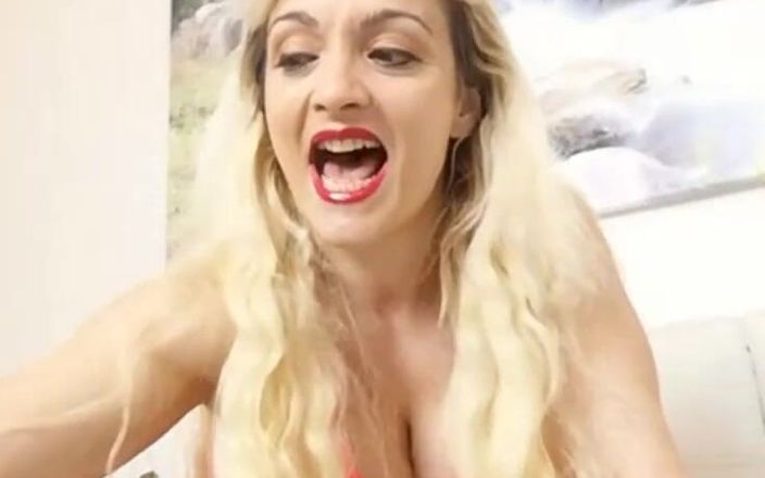 Mary Rider Pornstar: ストリーム開始