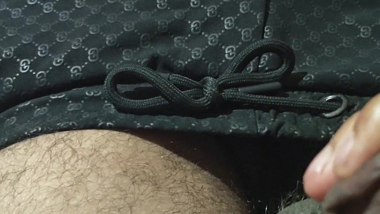 Hot Chilli 2025: Великий пеніс бангладеської сугер дейді пестить себе пальцями