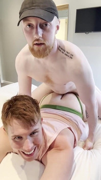 Big Ass Bottom Takes 8 Inch Big Dick