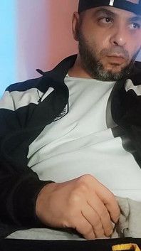 Mokré, smradlavé, dlouhé spodní prádlo nosené přes týden od DJ-bro