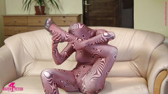 ZentaiDolls: Presentazione di Anna S.