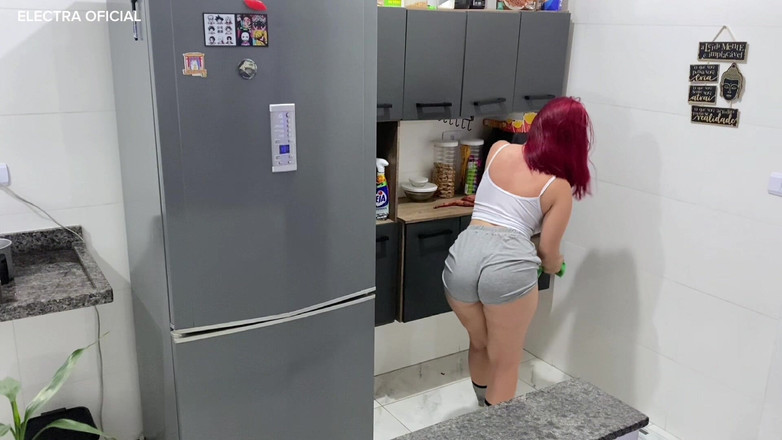 Curious Electra: Balkon Bersih-Bersih