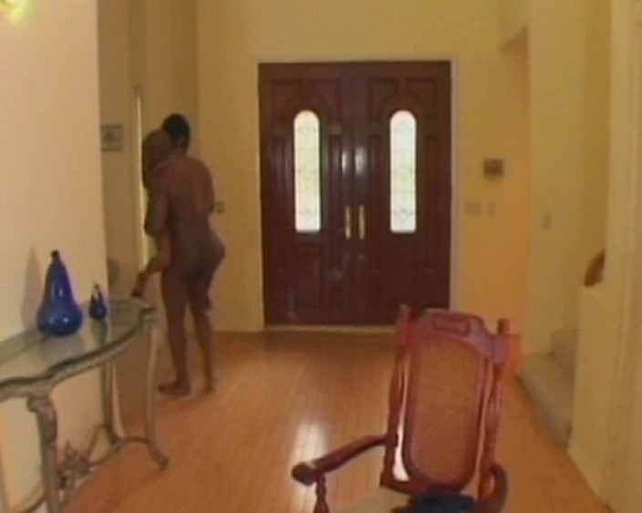 Planete Francaise: Висококласна чорношкіра французька лялька катається на величезному чорному члені