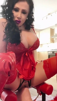 Nicole DuPapillon UK's Longest Labia  - Queening Stool Session- Just Lick My Cunt