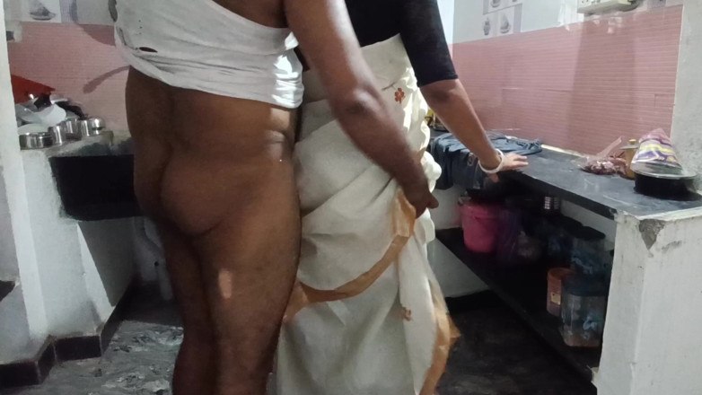 Inba: Istri asal india selatan dientot habis-habisan sama tetangganya di dapur