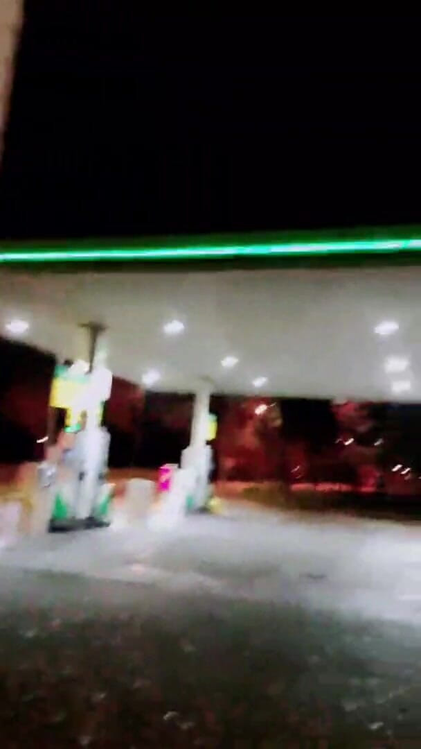 Slutboyben: Slutboyben cam4 脑交户外猪 II 加油站射液