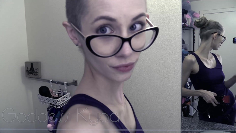 Kyaa Chimera: Buzzing My Side-shave