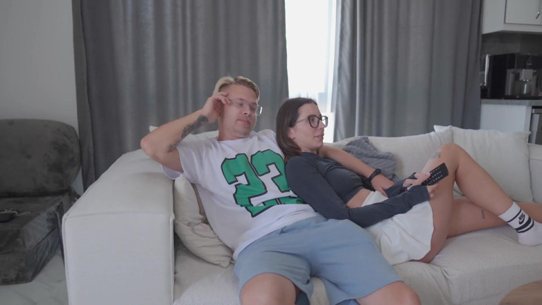 Ghomestory: I Pay for the Apartment with My Wife's Ass! Anal