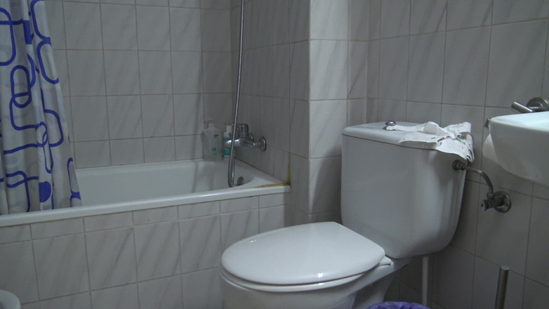 Souzan Halabi: Afghansk invandrare låter svarta Sainsburys medarbetare komma i munnen