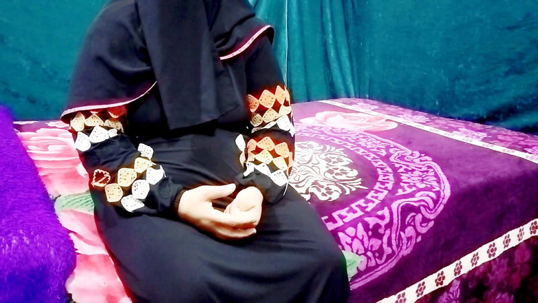 Ahmed and Samah: 私立学校校長の不祥事