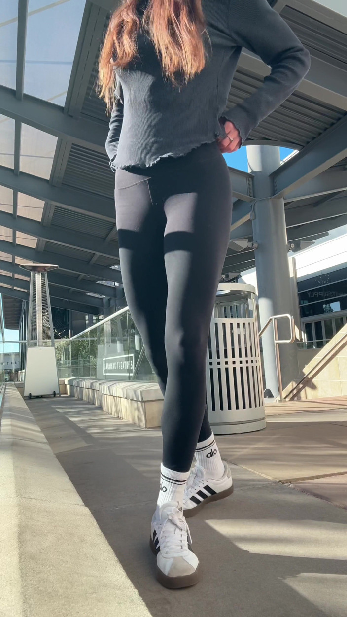 Nadia Foxx: Encontrando un gran lugar para correrse afuera!