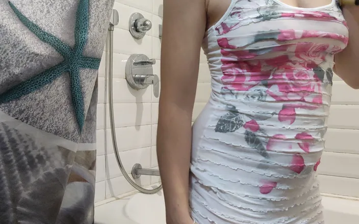 Hairy couple: I Found Cute Stepmommy with Milky Tits in My Shower...