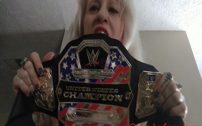 Geeky Femdom: Jessica Nova - campeona de lucha doble
