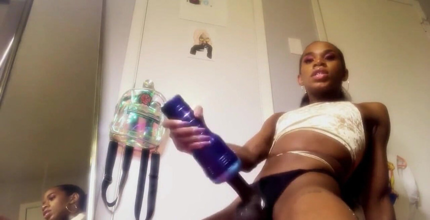 AJ180: Aj 180 in gouden uur douche