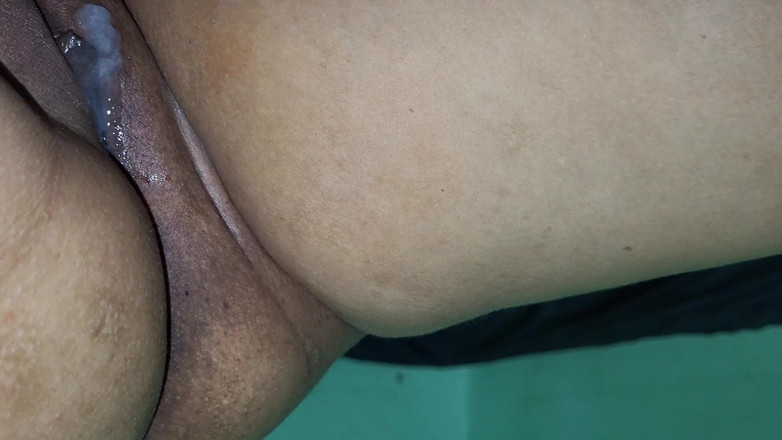 Housewife 69: Fată sexy desi Chudai