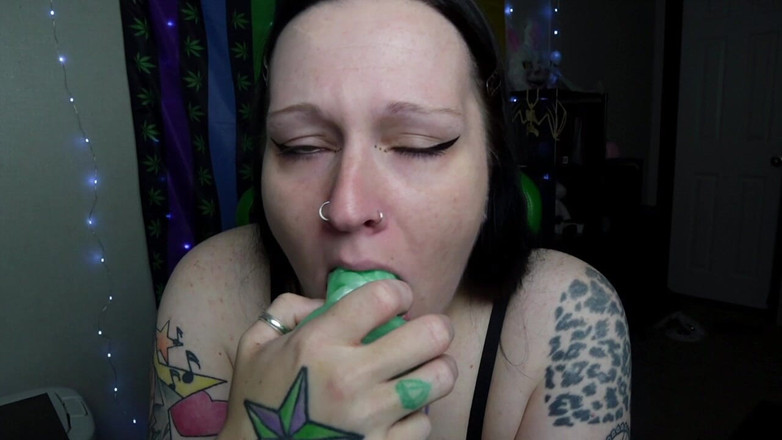 GothBunny6669: Gothbunny con e senza denti dentale