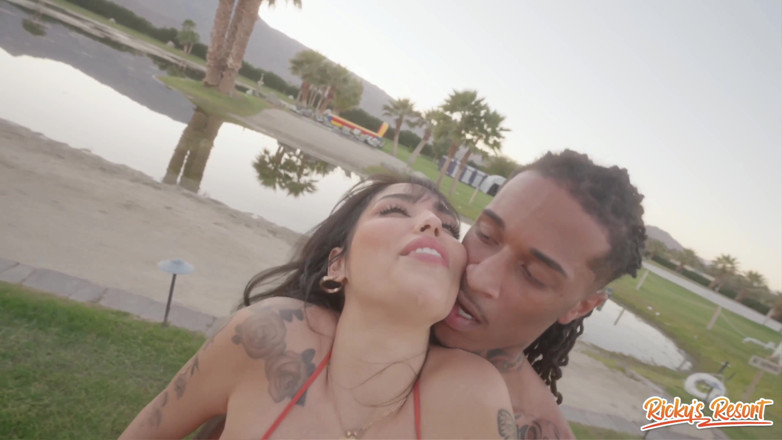 Ricky's Resort: Vanessa Sky Episode