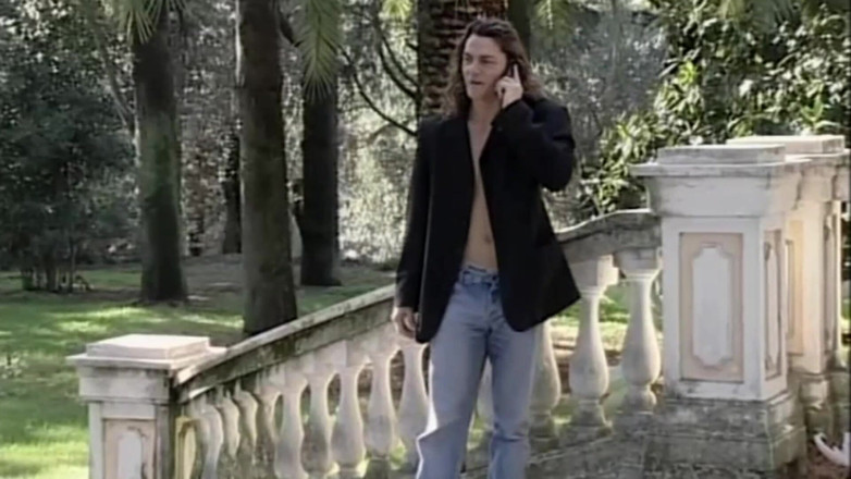 Inhonorof porn: 2 Sluts Share a Nice Hard Cock