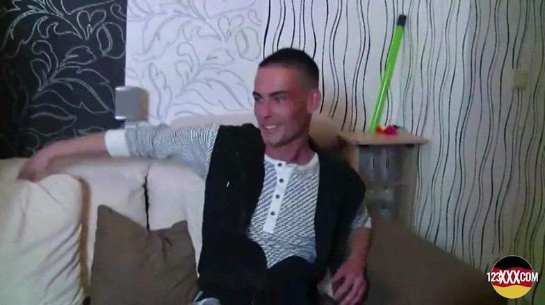 German amateur - 100% German hardcore videos: Este o mamă sexy blondă foarte pasională din Germania care...