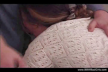 BBW Bad Girls: Zlobivá bbw dostane výprask a vystříkání do pusy