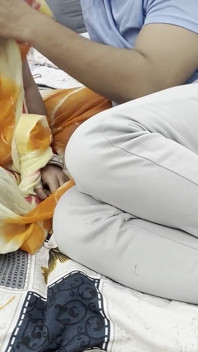 Bibi, aku sangat mencintaimu, aku ingin menyetubuhimu
