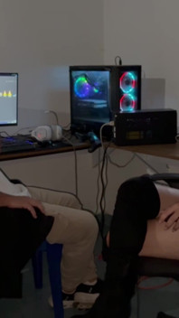 Sex im Büro, viel Spritzen und Hardcore-Sex