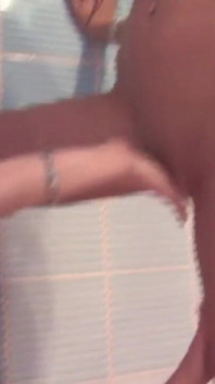 Dojrzewa uwielbia ruchać się w trójkącie - DVD