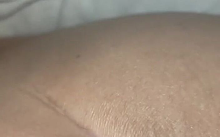 Malibogxxx05: फिलीपीनी की चूत में डाला जाना वास्तव में अच्छा है