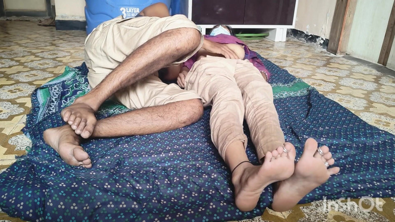 Desishycouple: kolej ganv ki premika ka poora vidiyo.