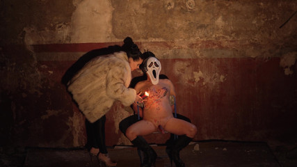 Miss Alessa Milano: हैलोवीन मोमबत्ती मोम खेल