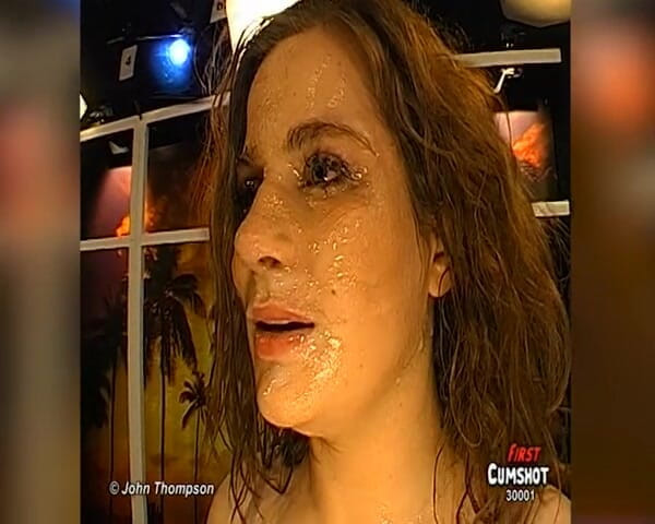 Casting GIRLS AND FIRST PORNO: Ggg John Thompson - pierwszy raz z grubym kutasem