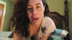 Natalie Wonder: Gay hra pro macechu - musí to lízat, než to strčí