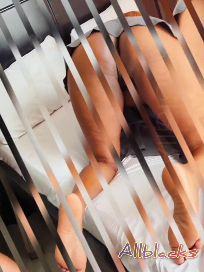 Sexieafric: Thick Ass Housekeeping Lady Leaves Her Pussy Hair Full of...
