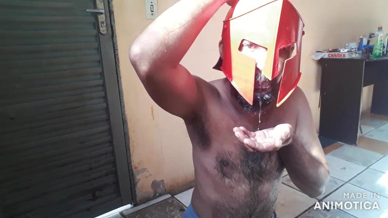 Stink HairyMale: स्पार्टाको थूक खेल