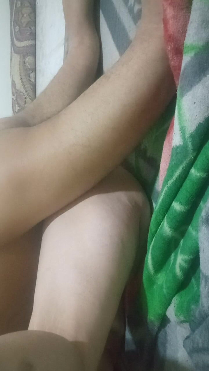 Hot naked coup: Cặp đôi trẻ, mới kết hôn làm tình
