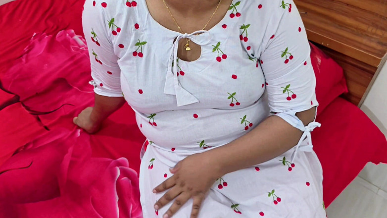 Akhi moni: 我在空荡荡的房子里操了我朋友的老婆