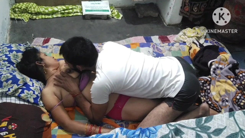 Saxesageth: Hintli ateşli kız çok akıllı kız güzel chudai