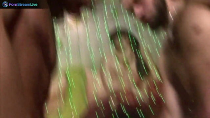 Porn Stream Live: Anna has a raunchy threesome during holidays