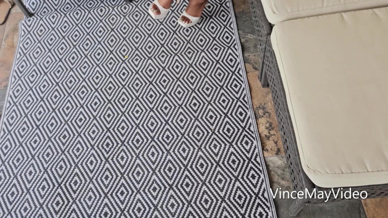 VinceMayVideo: Outdoor Fuck and Incredible Blowjob From Mocha Menage
