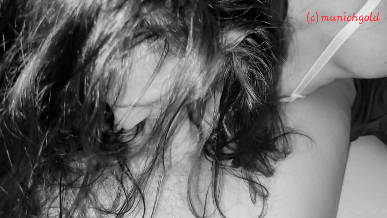 Munichgold: POV Blowjob Sangat Peribadi Saya - Merangkap Di Mulut Saya