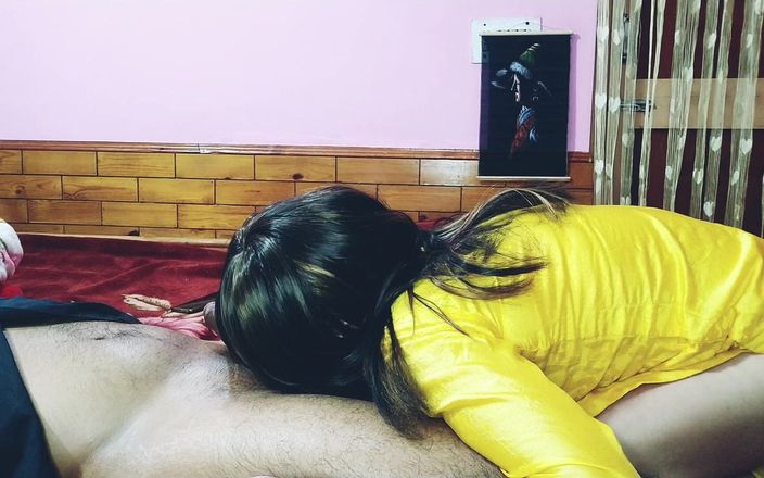 Bolly Karma: वह कैमरे के सामने बड़े काले का मजा लेती है लाइव