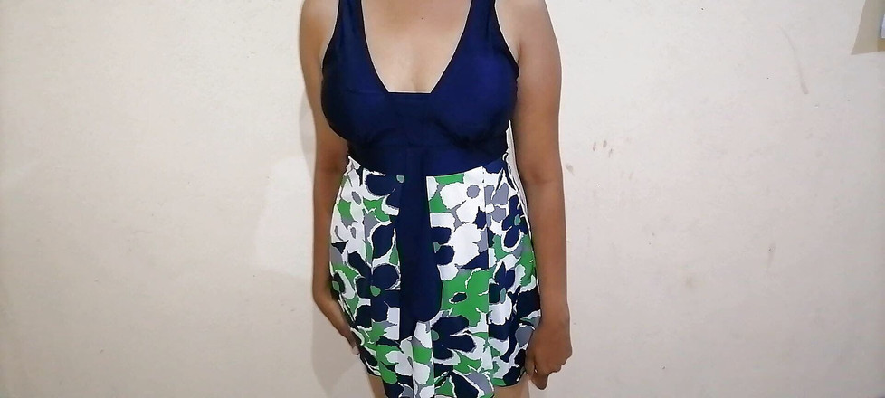 Miya White: 有名人と俳優アンとアレックスのお尻は大きなおっぱいと硬い乳首で大きい