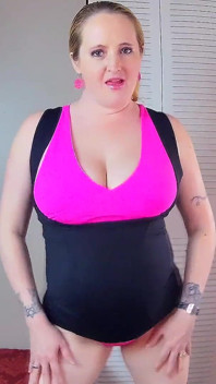 Blowjob & Titfuck Ends with Huge Cumshot