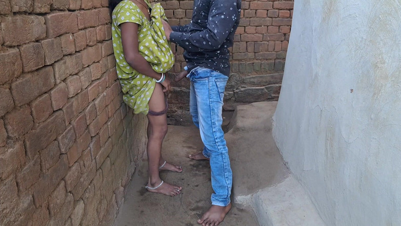 Trilokinath: Desi Hot Girlfriend